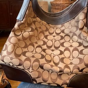 Women’s Coach bag